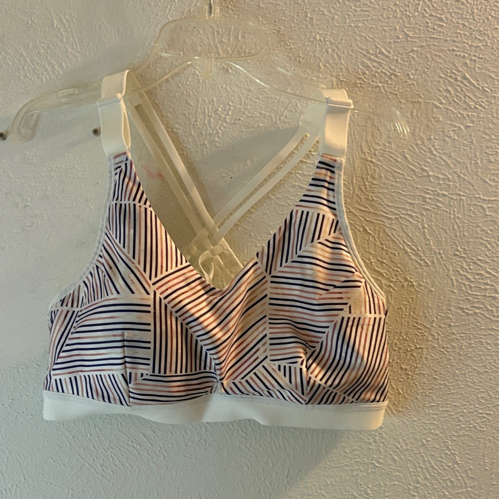 CALIA by Carrie Underwood Geometric Striped Sports Bra - White and Blue